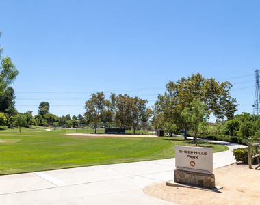 26033 Moulton Pkwy - Photo Thumbnail 16