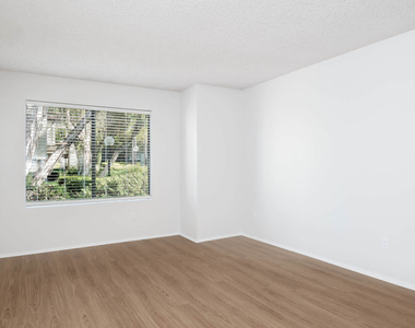 9904 Kika Court - Photo Thumbnail 9