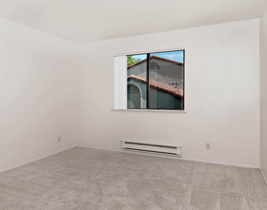 34655 Skylark Drive - Photo Thumbnail 16