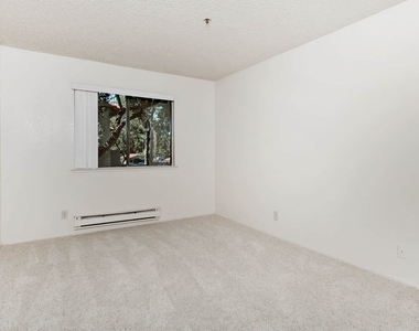 34655 Skylark Drive - Photo Thumbnail 12