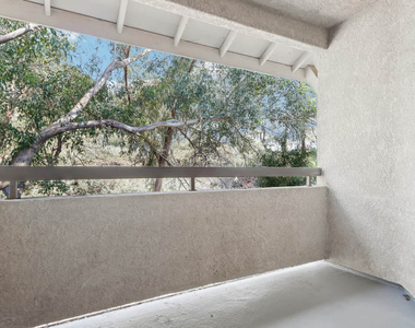 27800 N. Mcbean Parkway - Photo Thumbnail 28