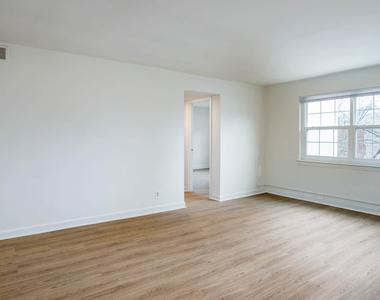 701 North Wayne Street - Photo Thumbnail 10