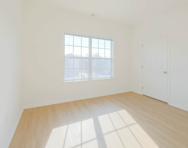 1300 Cook Lane - Photo Thumbnail 9