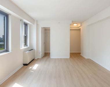 1 Emerson Place Suite 8n - Photo Thumbnail 14