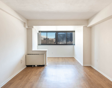 1 Emerson Place Suite 8n - Photo Thumbnail 7
