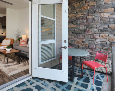 2311 Park Centre Dr - Photo Thumbnail 16