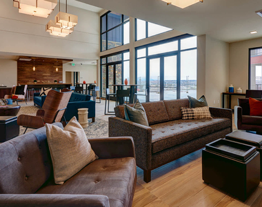 2311 Park Centre Dr - Photo Thumbnail 35