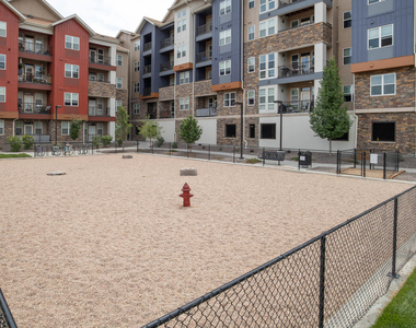 2311 Park Centre Dr - Photo Thumbnail 44