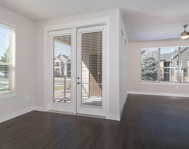 6200 Castlegate Dr. - Photo Thumbnail 9