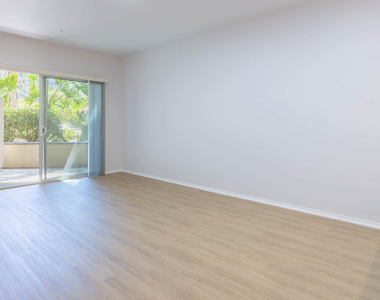 5211 Pacific Concourse Dr - Photo Thumbnail 3