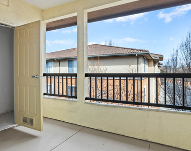 1650 Hope Dr. - Photo Thumbnail 7