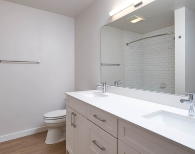 8102 161st Ave Ne - Photo Thumbnail 18