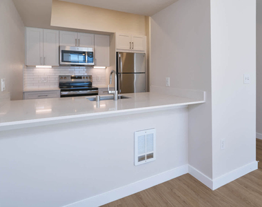 8102 161st Ave Ne - Photo Thumbnail 9