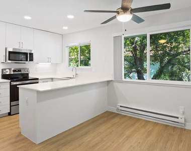 1235 Wildwood Ave - Photo Thumbnail 2