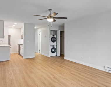 1235 Wildwood Ave - Photo Thumbnail 12