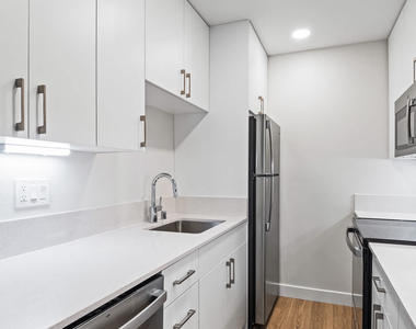 1235 Wildwood Ave - Photo Thumbnail 4