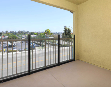 130 East Chapman Ave - Photo Thumbnail 6