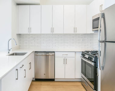 5225 Blakeslee Ave. - Photo Thumbnail 3