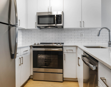 501 S. New Hampshire Avenue - Photo Thumbnail 5
