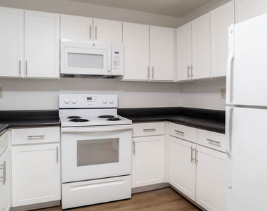24922 Hidden Hills Road - Photo Thumbnail 5