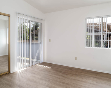 24922 Hidden Hills Road - Photo Thumbnail 37