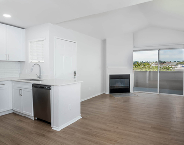 11540 Windcrest Lane - Photo Thumbnail 5