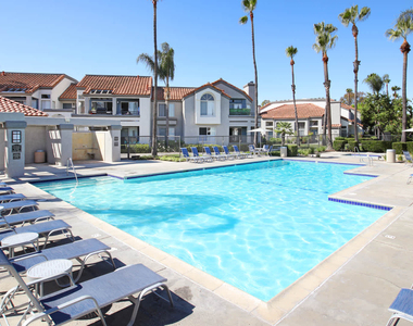 21622 Marguerite Pkwy - Photo Thumbnail 10