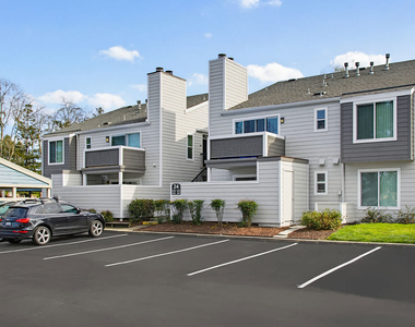1000 Canyon Village Circle - Photo Thumbnail 3