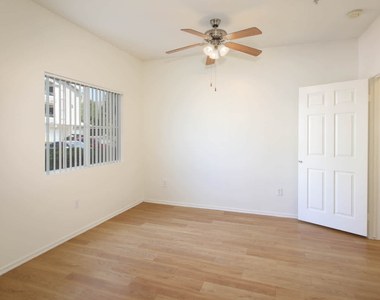 26322 Towne Centre Drive - Photo Thumbnail 9