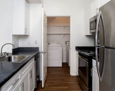26322 Towne Centre Drive - Photo Thumbnail 18