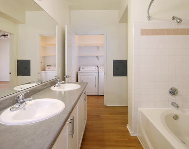 26322 Towne Centre Drive - Photo Thumbnail 7