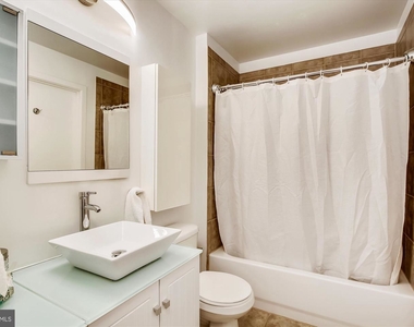 2120 Vermont Ave Nw #23 - Photo Thumbnail 12