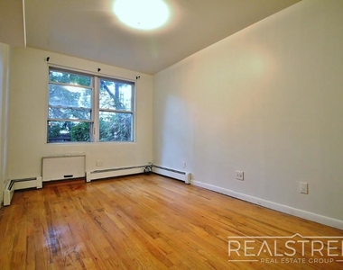 283 Sackett St - Photo Thumbnail 5