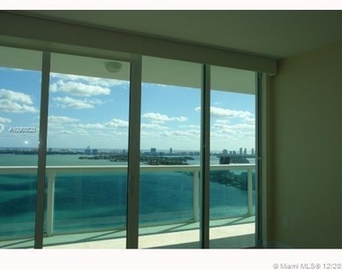 1800 N Bayshore Dr - Photo Thumbnail 5