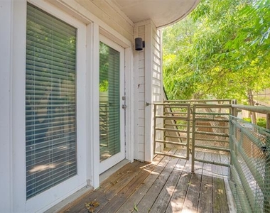 4111 Cole Avenue - Photo Thumbnail 19