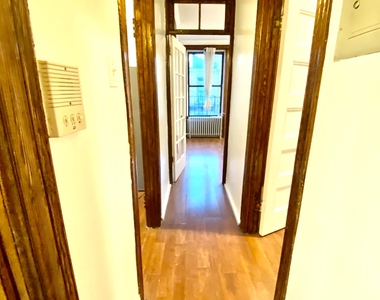 213 East 83rd Street - Photo Thumbnail 6