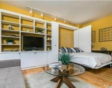 1314 Massachusetts Ave Nw #307 - Photo Thumbnail 7