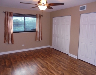 4515 Blackhawk Lane - Photo Thumbnail 13