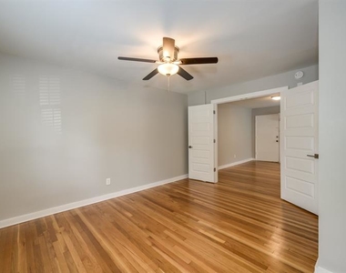 880 Saint Charles Avenue Ne # 3 - Photo Thumbnail 9