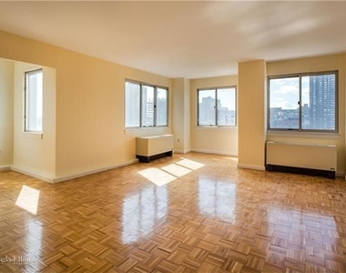 308 East 38th St - Photo Thumbnail 0