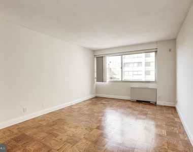 4515 Willard Ave #1814s - Photo Thumbnail 5