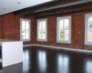 3034 M St Nw #1 - Photo Thumbnail 11