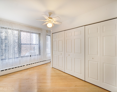 3410 North Lake Shore Drive - Photo Thumbnail 9