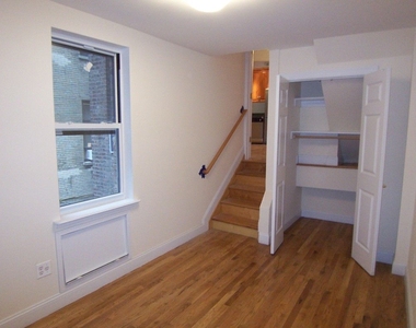 307 West 83rd Street - Photo Thumbnail 4