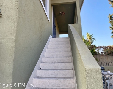 1138 Laguna Avenue - Photo Thumbnail 1