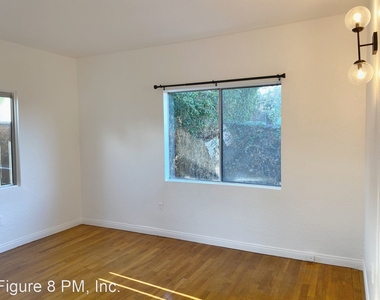 1138 Laguna Avenue - Photo Thumbnail 15