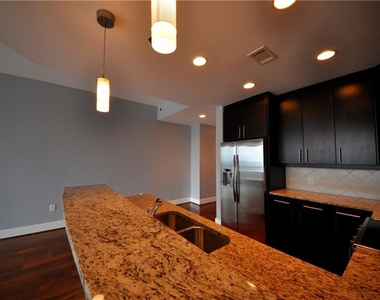 1080 Peachtree Street Ne - Photo Thumbnail 12