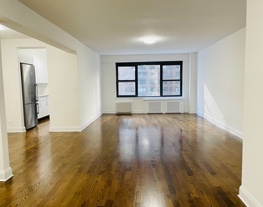 157 East 57th Street - Photo Thumbnail 0