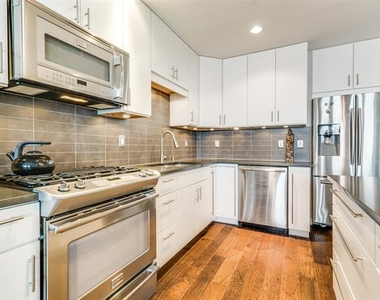 4611 Travis Street - Photo Thumbnail 6