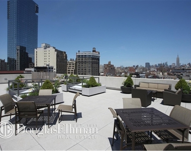 424 West End Avenue - Photo Thumbnail 1